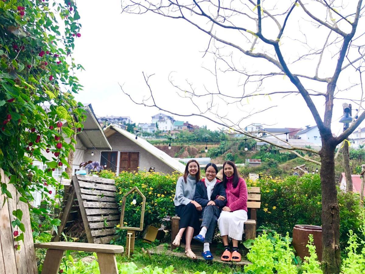 Ở trọ The Burrow