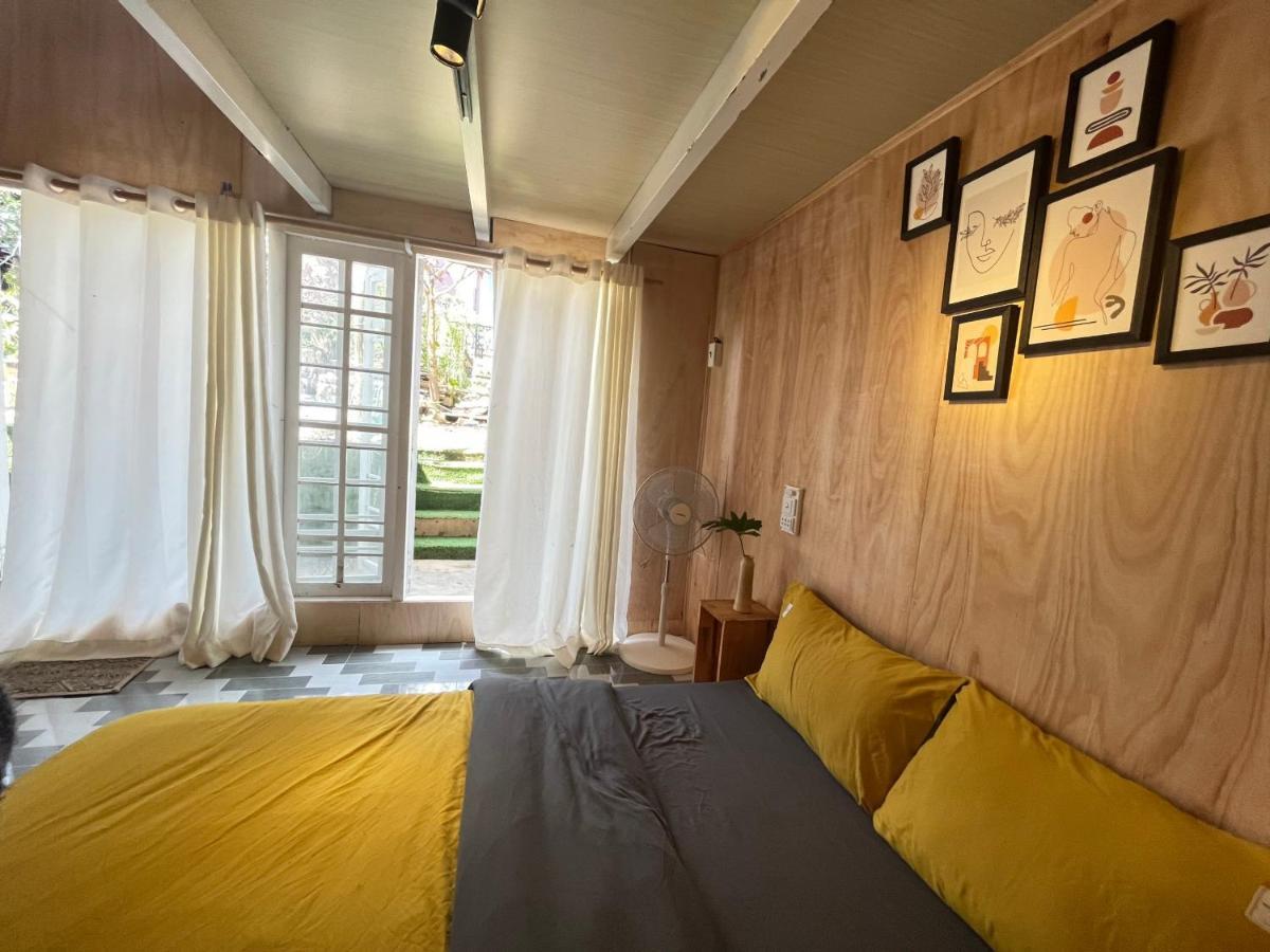 The Burrow Ở trọ *